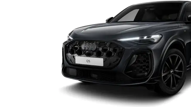 Audi Q5 view 7