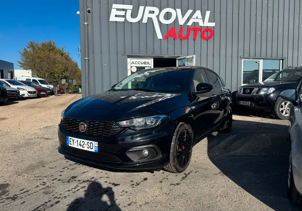 Fiat Tipo pop 1.4 jet 95ch 5p — photo 1 of 5
