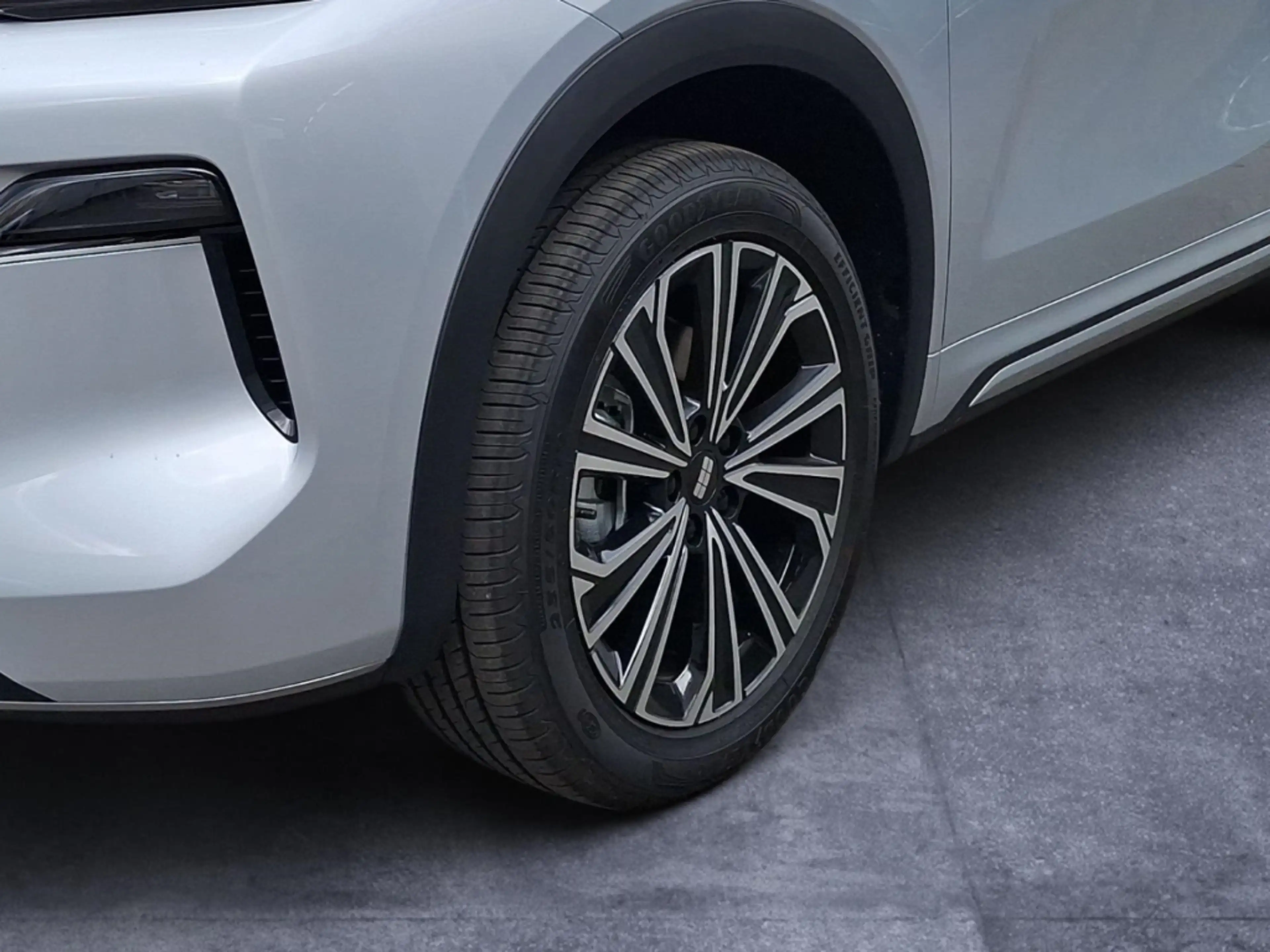 Geely Starray EM-i MAX+ *8 Jahre Garantie 360 Grad Kamera* — photo 6
