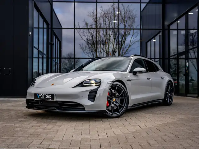 Porsche Taycan GTS - Sport Turismo - PID - HUD - Bose - pano