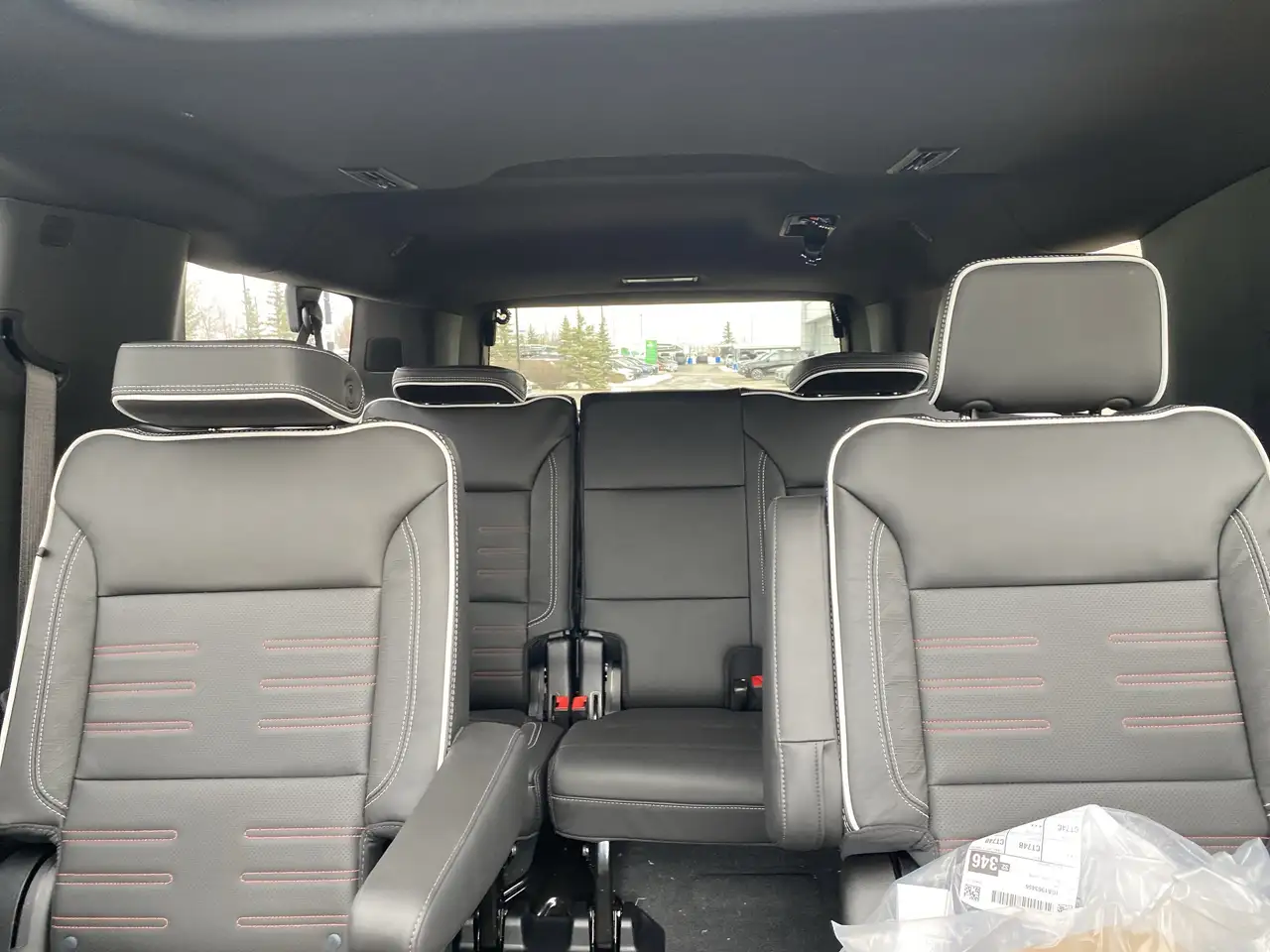 GMC Yukon снимка GMC Yukon