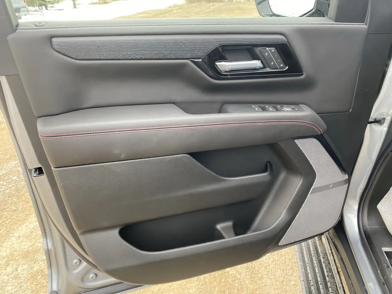 GMC Yukon снимка GMC Yukon