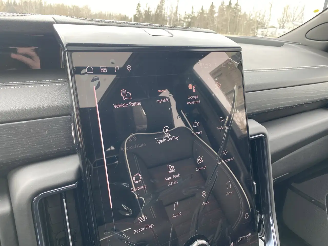 GMC Yukon снимка GMC Yukon