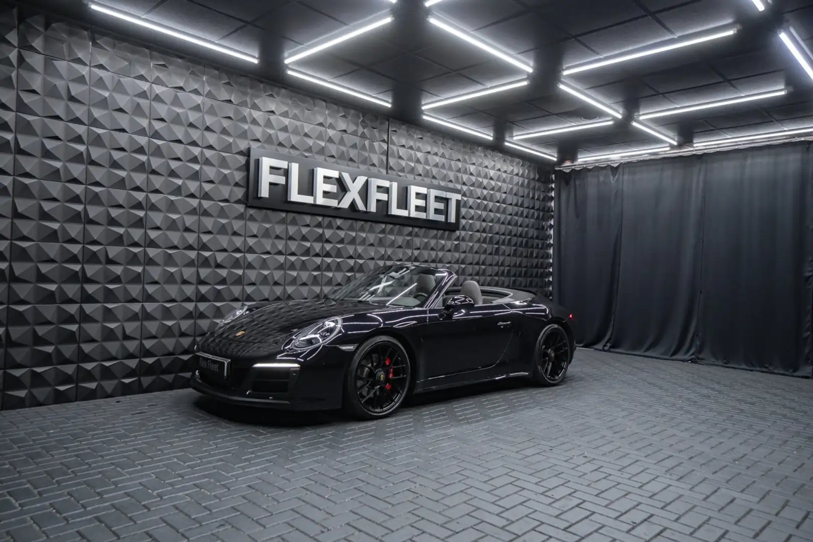 Porsche 911 Carrera GTS Cabriolet HA Lenkung Approved Schwarz - 1