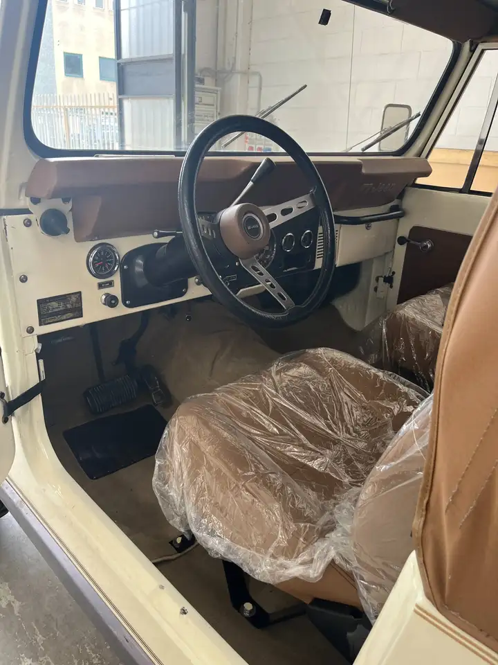 Jeep CJ-7 Golden Eagle 5.900 V8 automatica con CRS ASI, foto 9