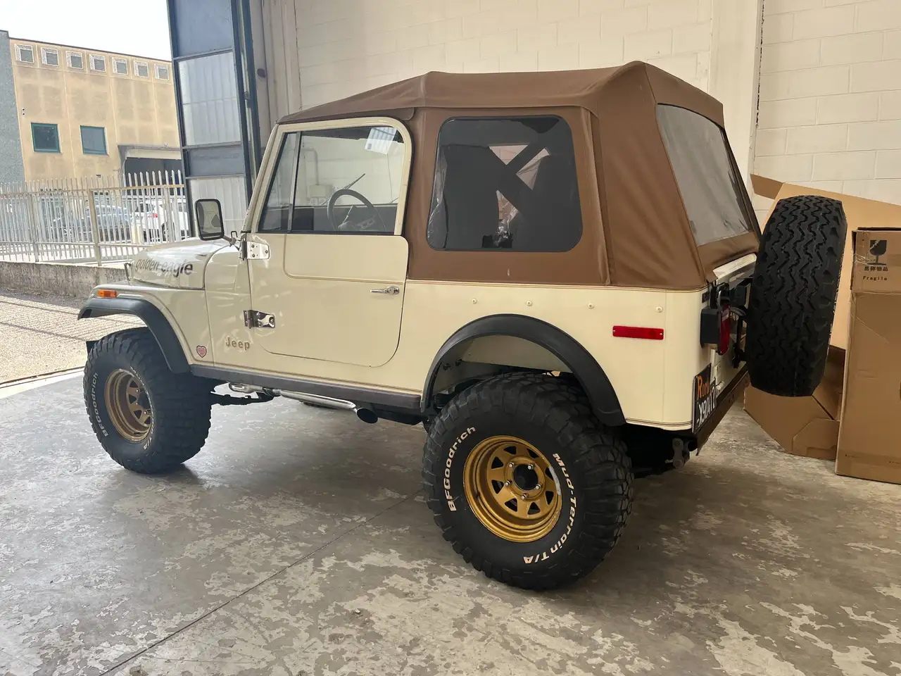 Jeep CJ-7 Golden Eagle 5.900 V8 automatica con CRS ASI, foto 4