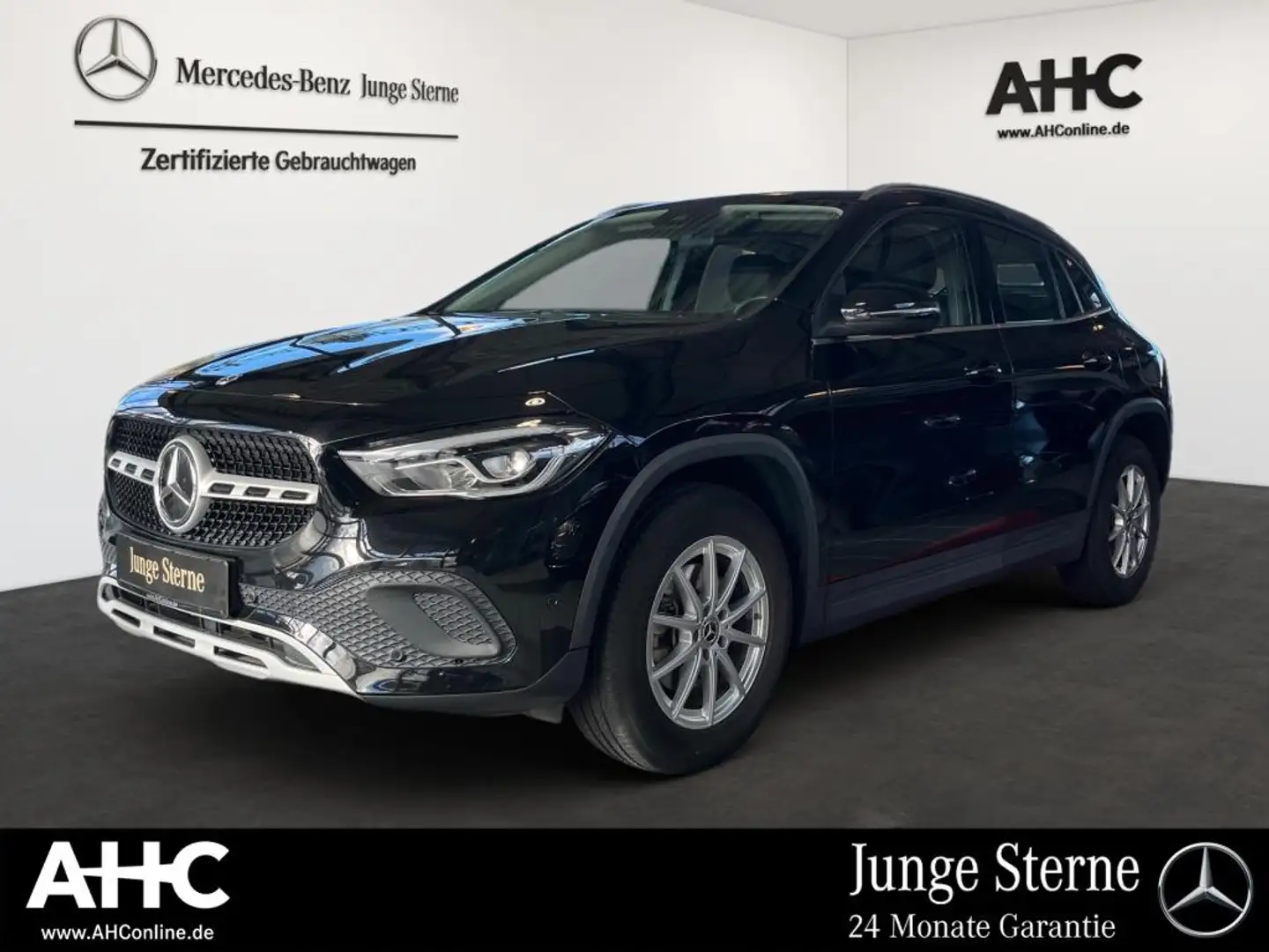 Mercedes-Benz GLA 200 AUT KlimaA LED LM Navi PDC ParkAss SHZ Noir - 1