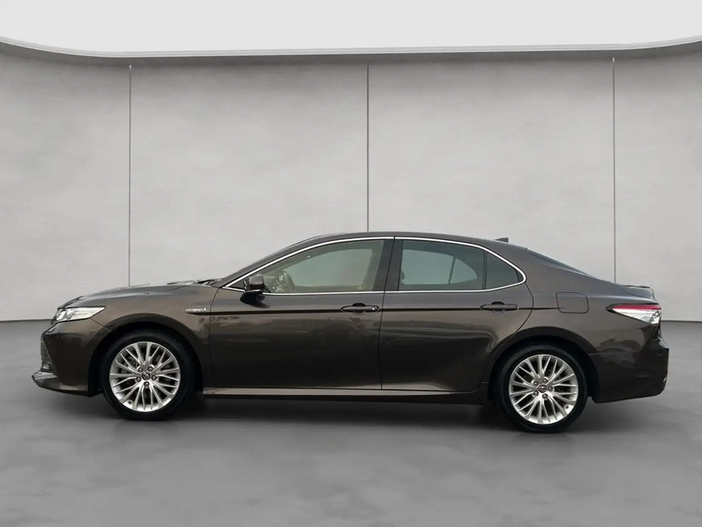 Toyota Camry 2.5 Hybrid Executive Barna - 2