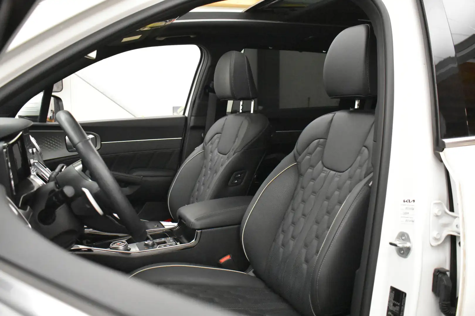 Kia Sorento 1.6 T-GDI Plug-in Hybrid 4WD Exe 7p Trekh Parel La Blanc - 2