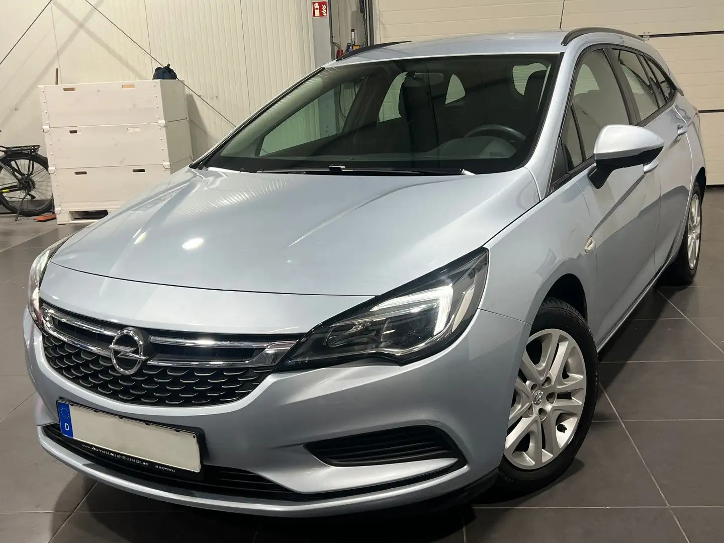 Opel Astra K 1.6 CDTi ST **Navi*AHK*PDC*Temp** Blau - 1