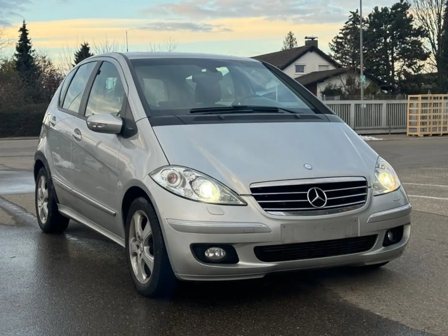 Mercedes-Benz A 200 Avantgarde Grey - 2