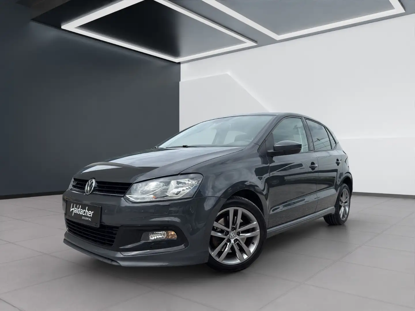 Volkswagen Polo Grau - 2