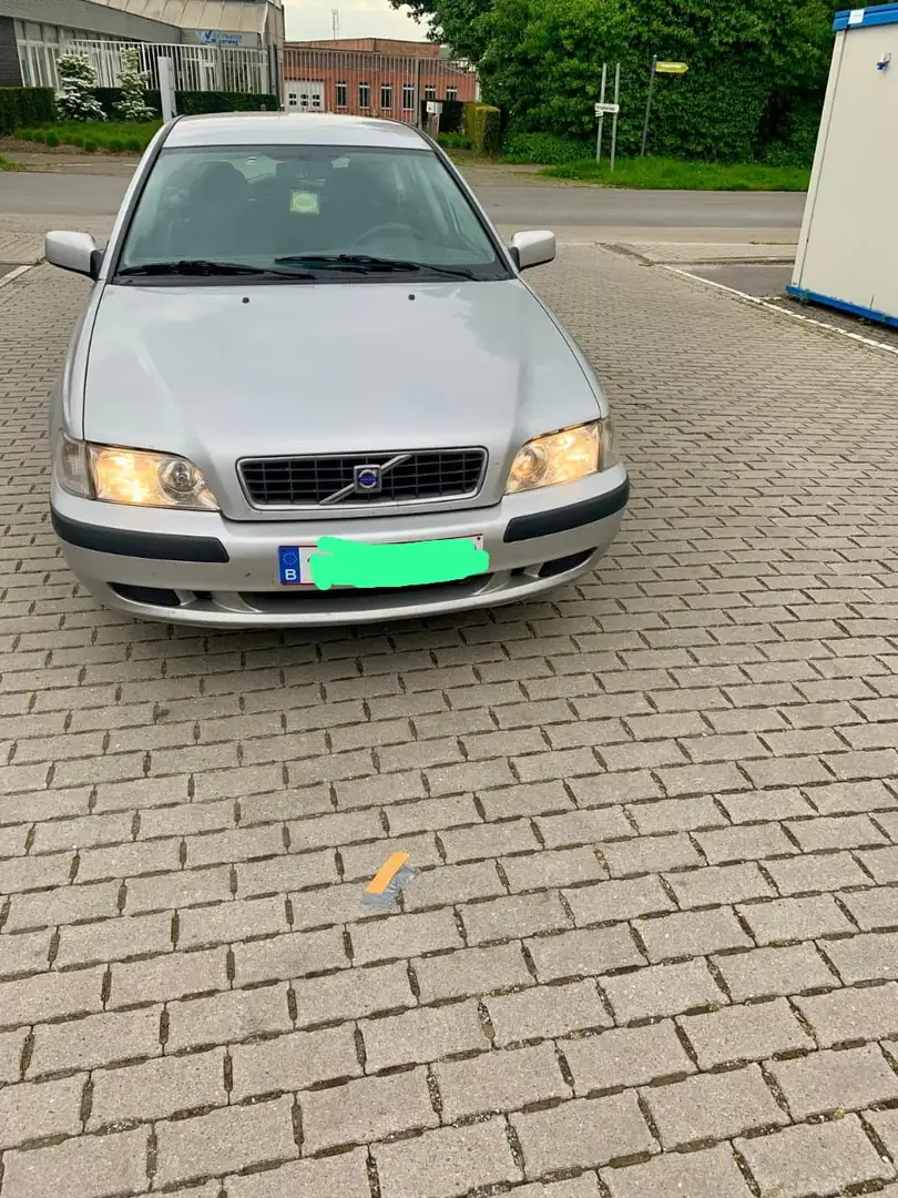 Volvo V40 1.9 D - 102 - 1