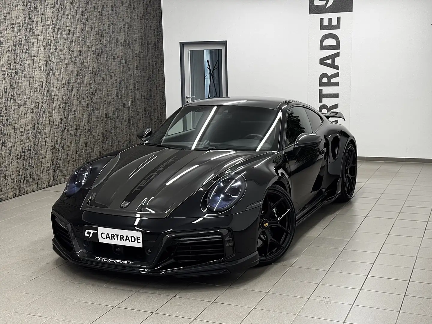 Porsche 992 911 992 Turbo S Zwart - 2