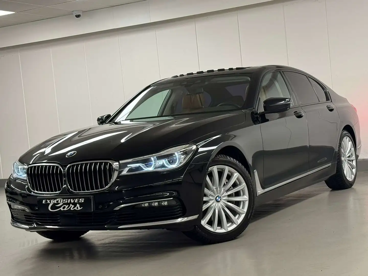 BMW 740 DAS X-DRIVE 320 CV  FULL OPTIONS Noir - 1