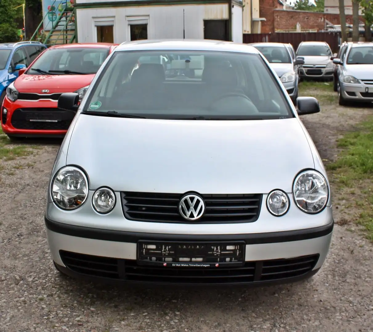 Volkswagen Polo IV Basis / TÜV/AU 07/2026 Argintiu - 2
