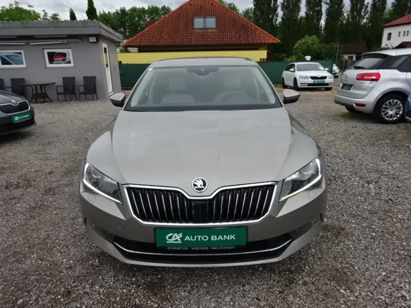 Skoda Superb Style Serviceheft Zahnriemen neu Anhängerkupplu Beige - 2