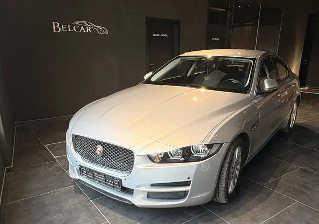 Jaguar XE XE 2.0 D E-Performance 2cles Garantie 1an