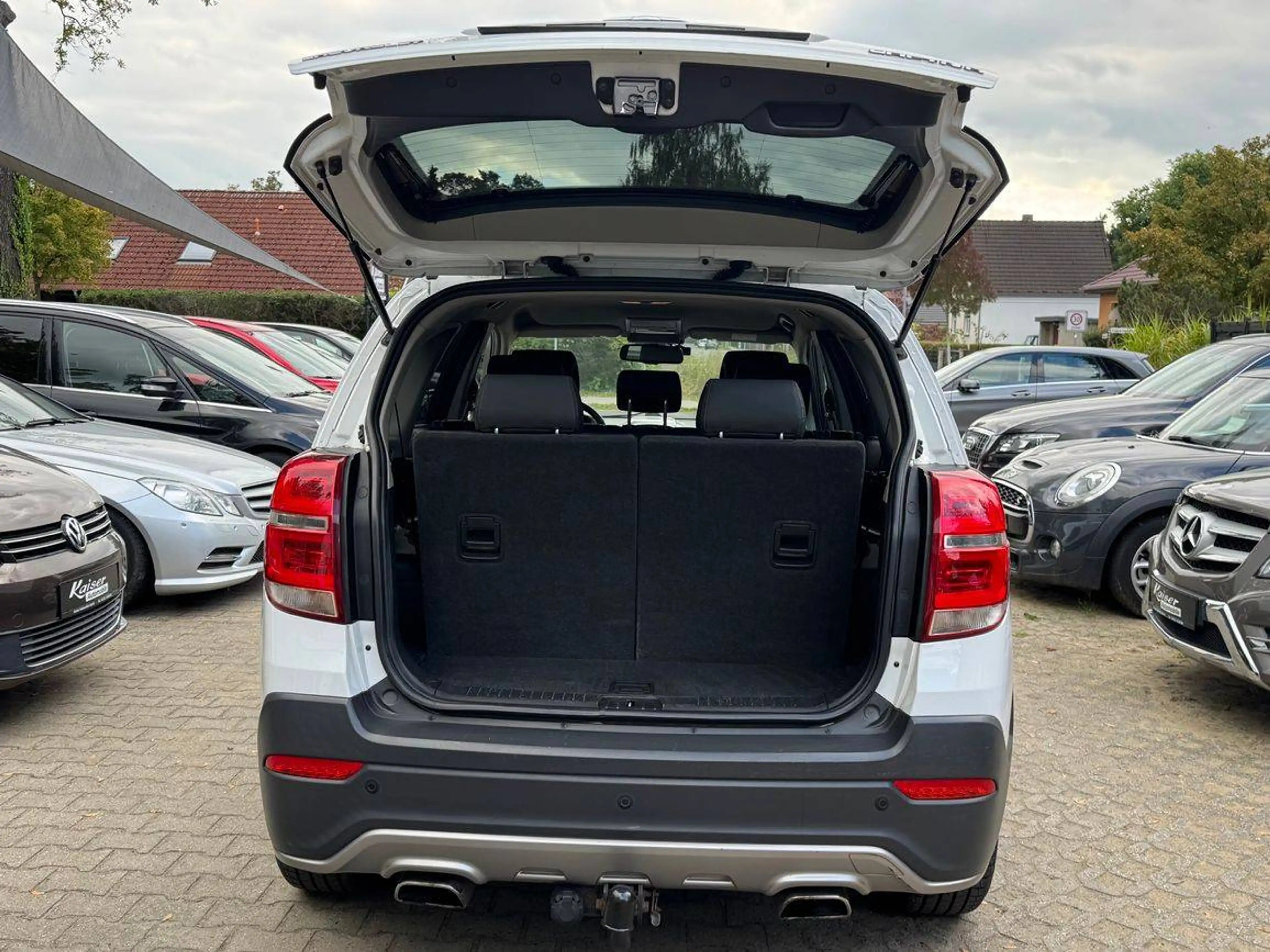 Chevrolet Captiva 2.2 D LT-1.Besitz-7Sitzer-Leder-Navi-AHK-Allwetter v.26 — photo 7