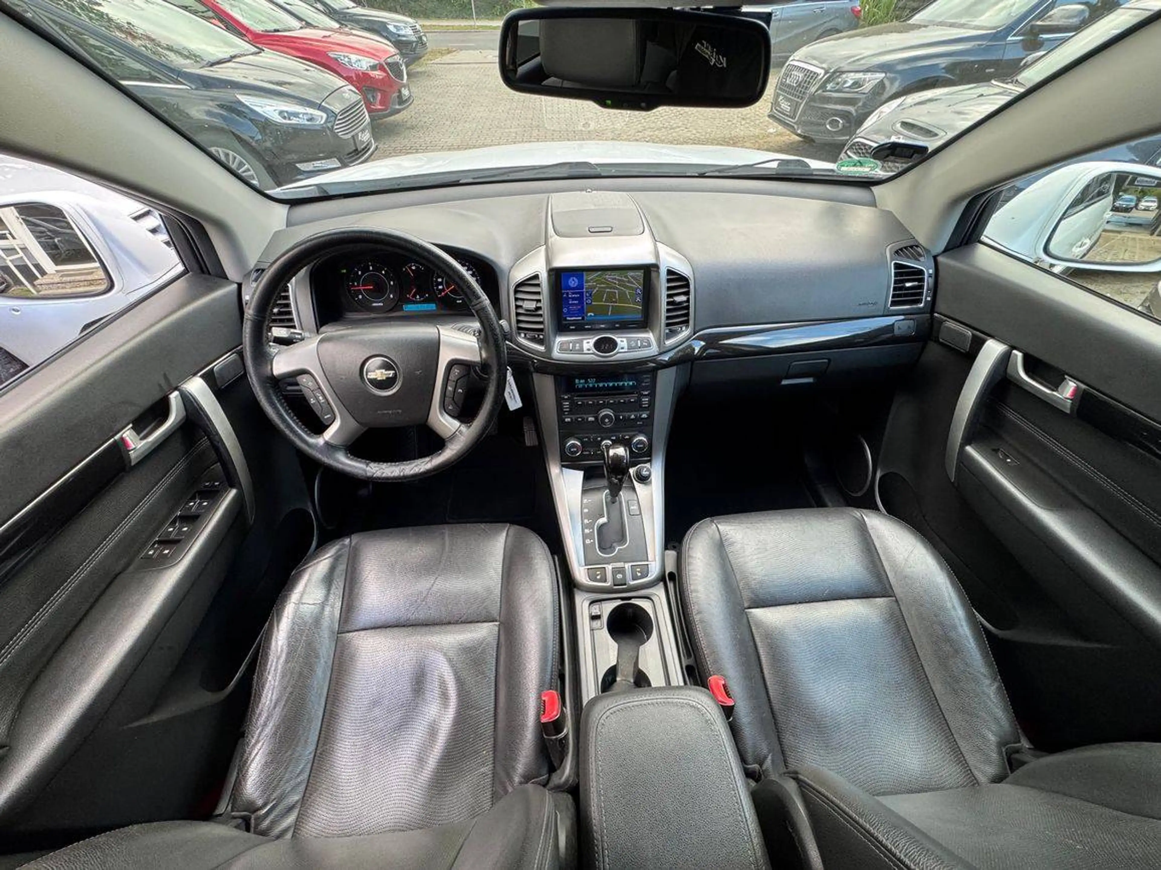 Chevrolet Captiva 2.2 D LT-1.Besitz-7Sitzer-Leder-Navi-AHK-Allwetter v.26 — photo 13