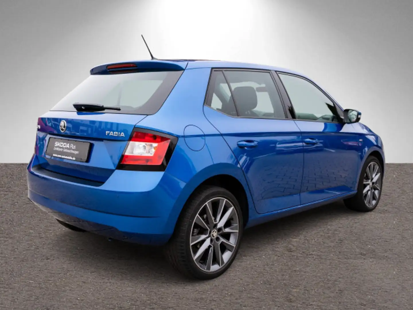 Skoda Fabia Drive 1.2 TSI Navi Klimaauto SHZ PDC v/h Blau - 2