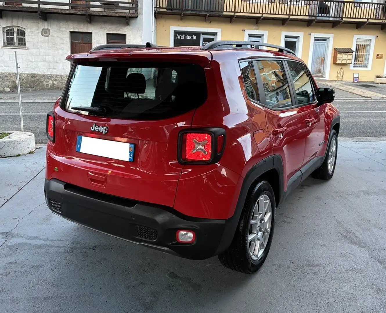 Jeep Renegade 1.5 TURBO T4 130 HYBRIDE LONGITUDE Rouge - 2