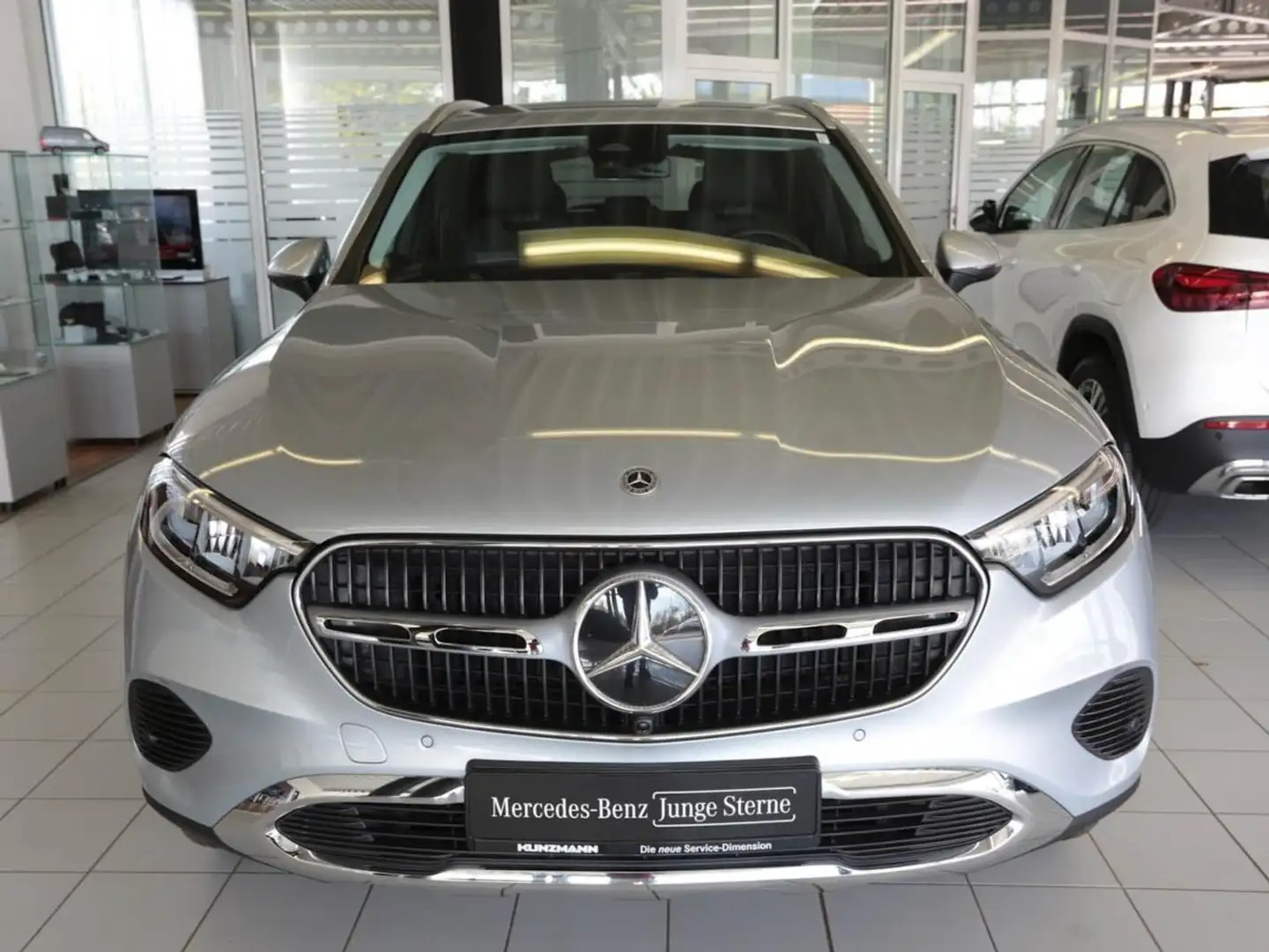 Mercedes-Benz GLC 300 e 4M Avantgarde Memory Kamera EasyP AHK Silber - 2