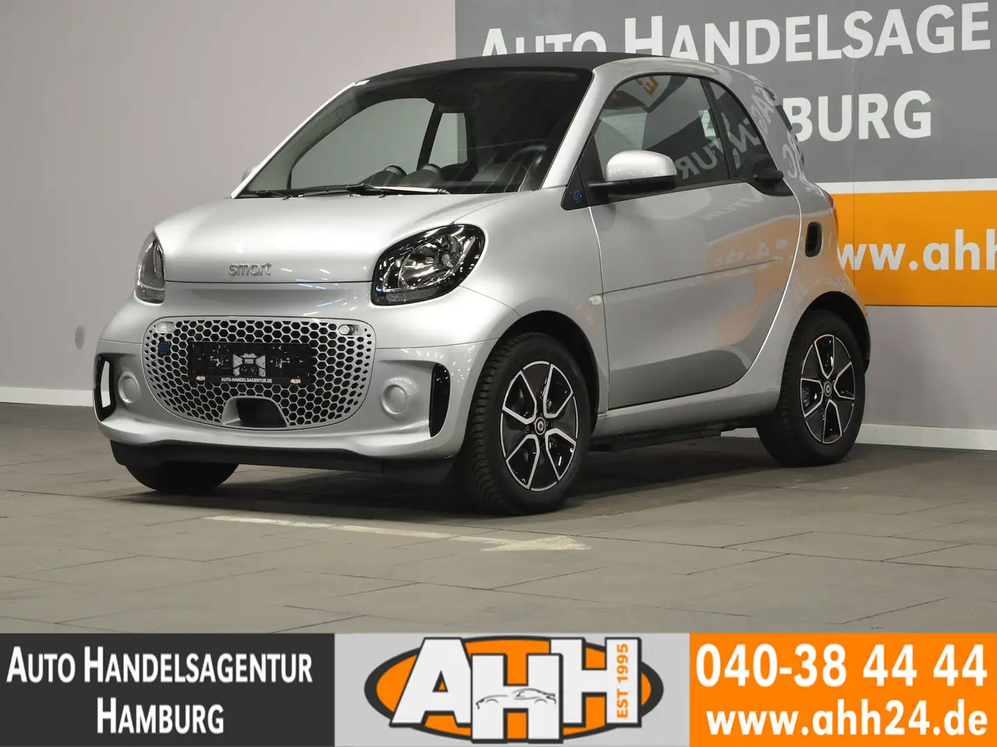 smart forTwo EQ ELECTRIC DRIVE PASSION XCLUSIVE|3x!!!! Silber - 1