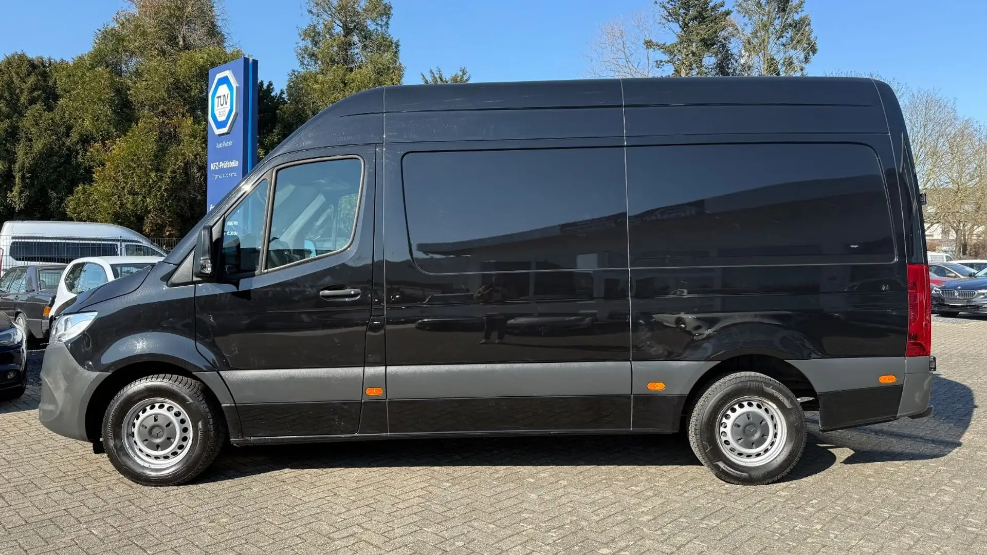 Mercedes-Benz Sprinter III Kasten 314 CDI MBUX SITZHEIZUNG CAM Noir - 2