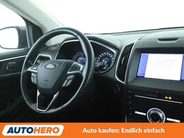 Ford Edge view 13