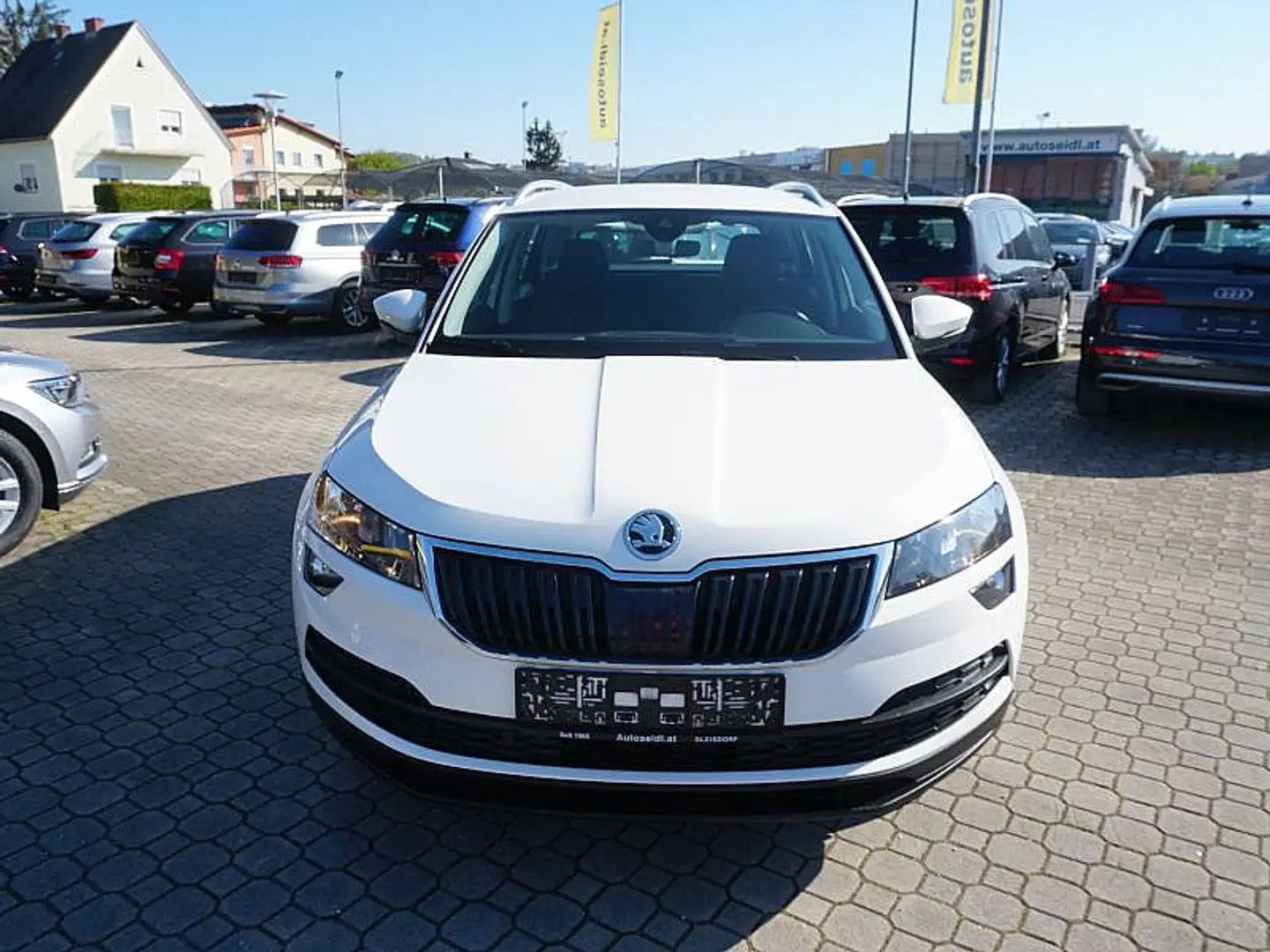 Skoda Karoq 1,6 TDI Ambition Limited *2020er+NAVI+AHV* Weiß - 2