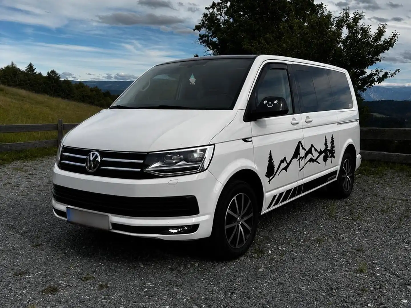 Volkswagen T6 Multivan Multivan Edition 2,0 TDI 4Motion DSG Edition Weiß - 1