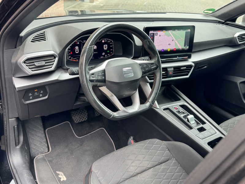 SEAT Leon Sportstourer 1.5 eTSI DSG | FR Business Intense | — photo 25