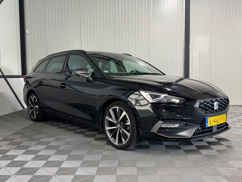 SEAT Leon Sportstourer 1.5 eTSI DSG | FR Business Intense | — photo 6