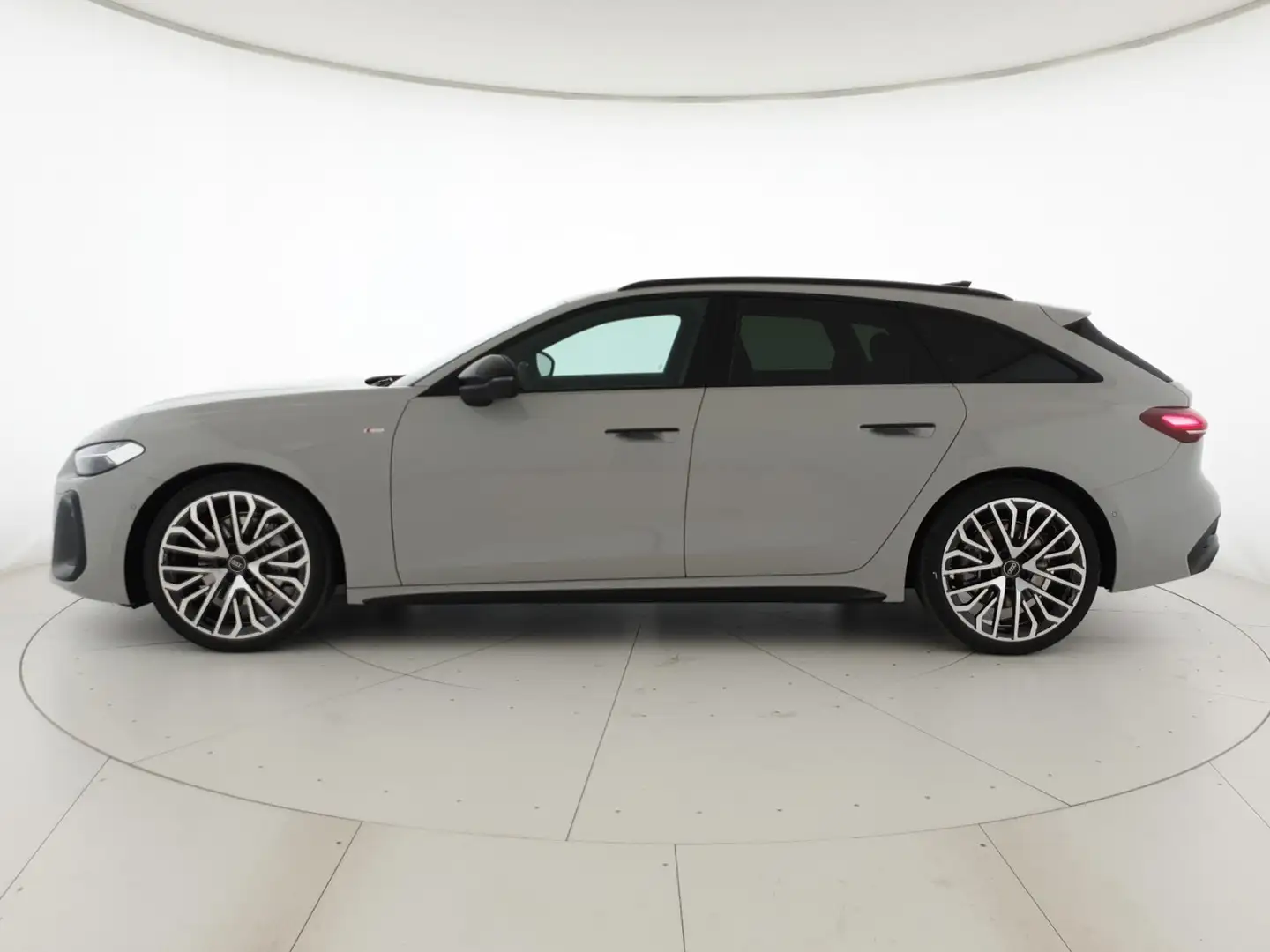 Audi A5 Avant 2.0TDI 204CV quattro S tronic S line Edition Blanc - 2