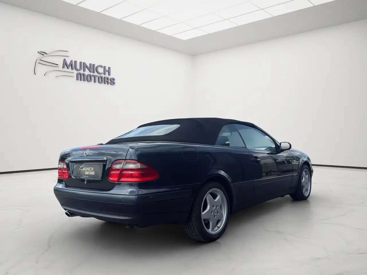 Mercedes-Benz CLK 320 CLK320 Cabr. Sport Leder Klima Xenon TÜV 11/27, foto 4
