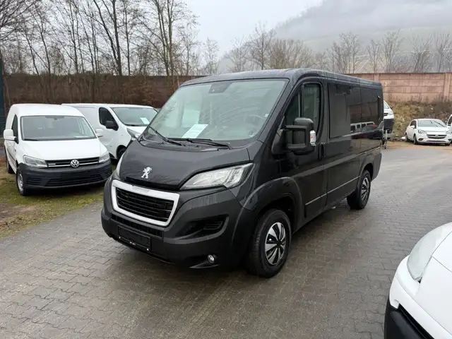 Peugeot Boxer 140 Allure 8-Sitzer ,Standheizung,Navi