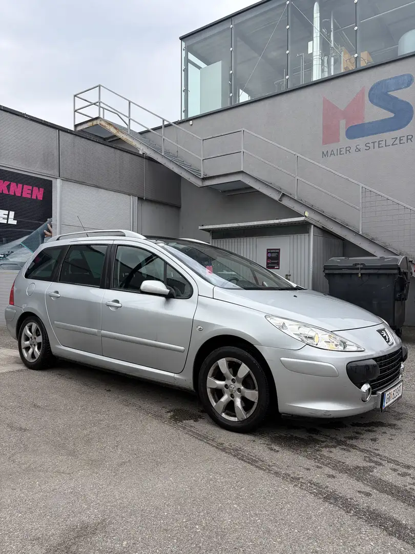 Peugeot 307 Peugot 307 1,6 HDi Silber - 2
