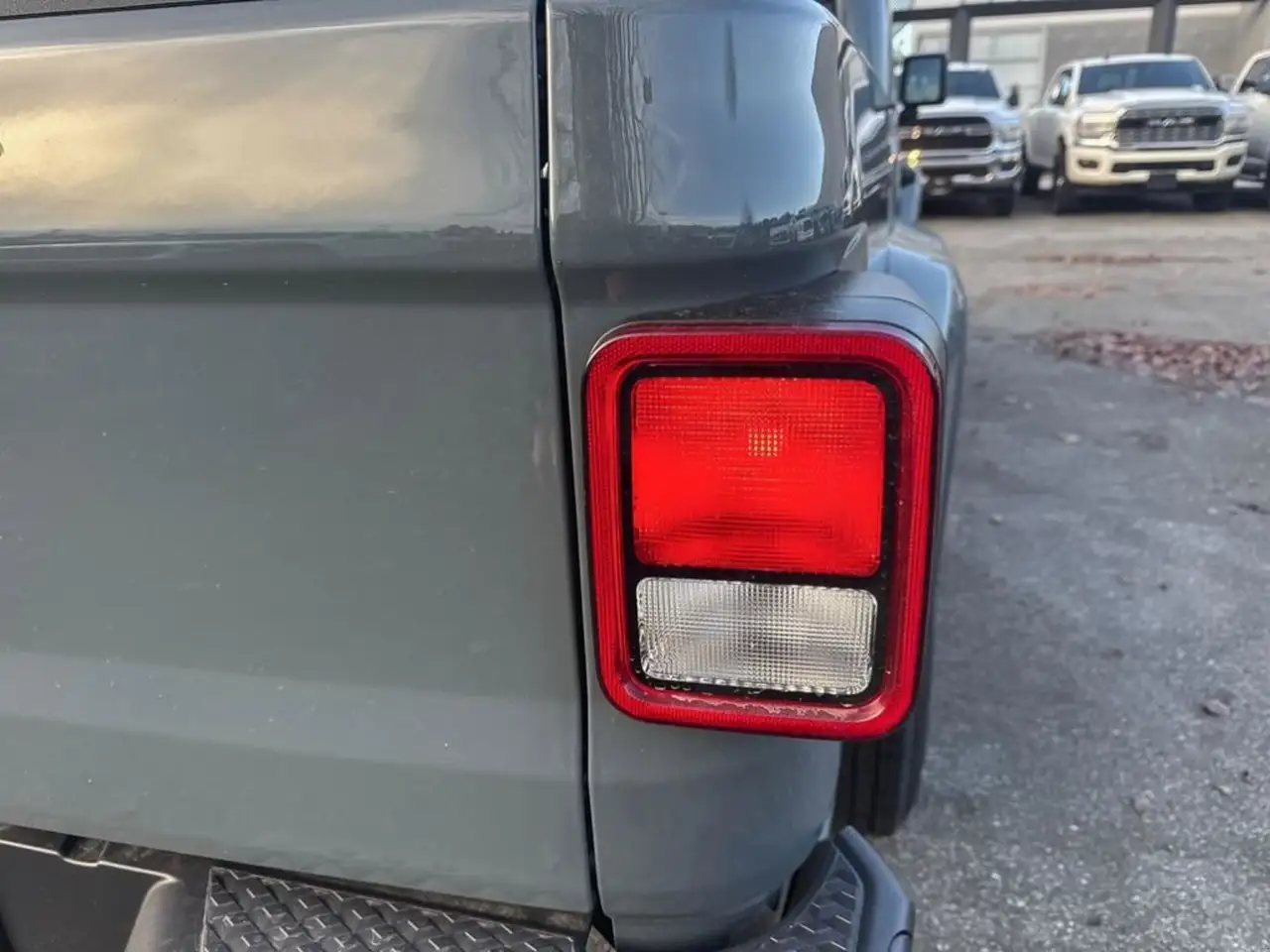Jeep Gladiator снимка Jeep Gladiator