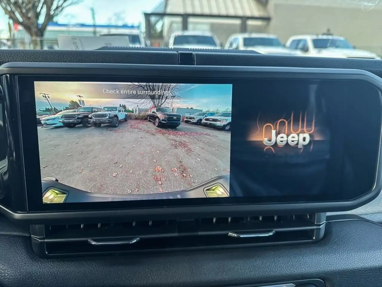Jeep Gladiator снимка Jeep Gladiator