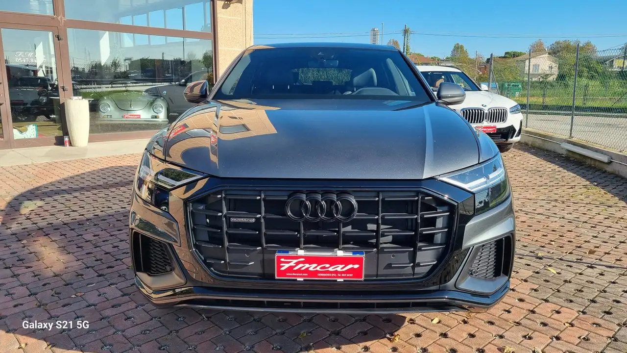 Audi Q8