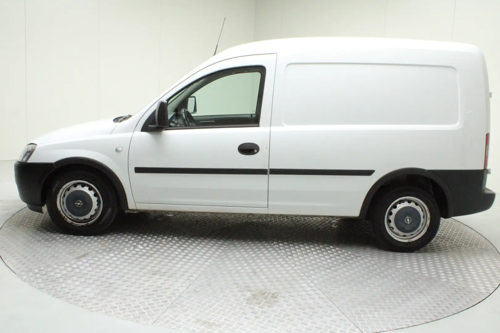 Opel Combo 1.3 CDTi Base | Airco / Stuurbekrachtiging / Radio - 2