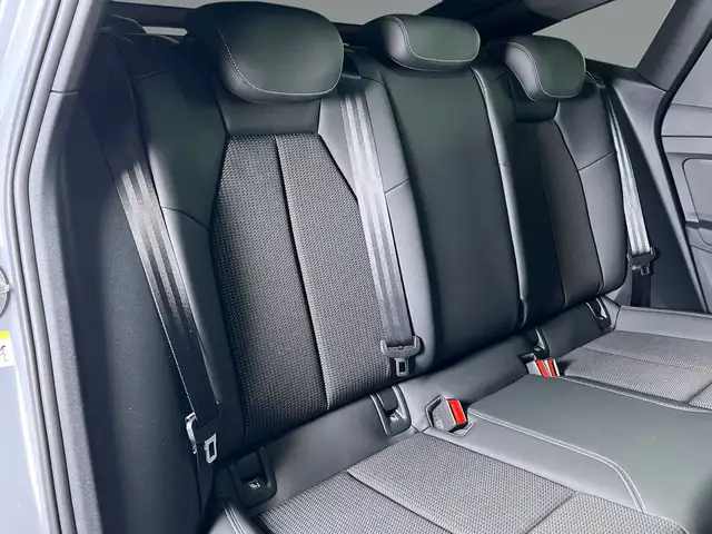 Audi Q4 E-Tron view 8