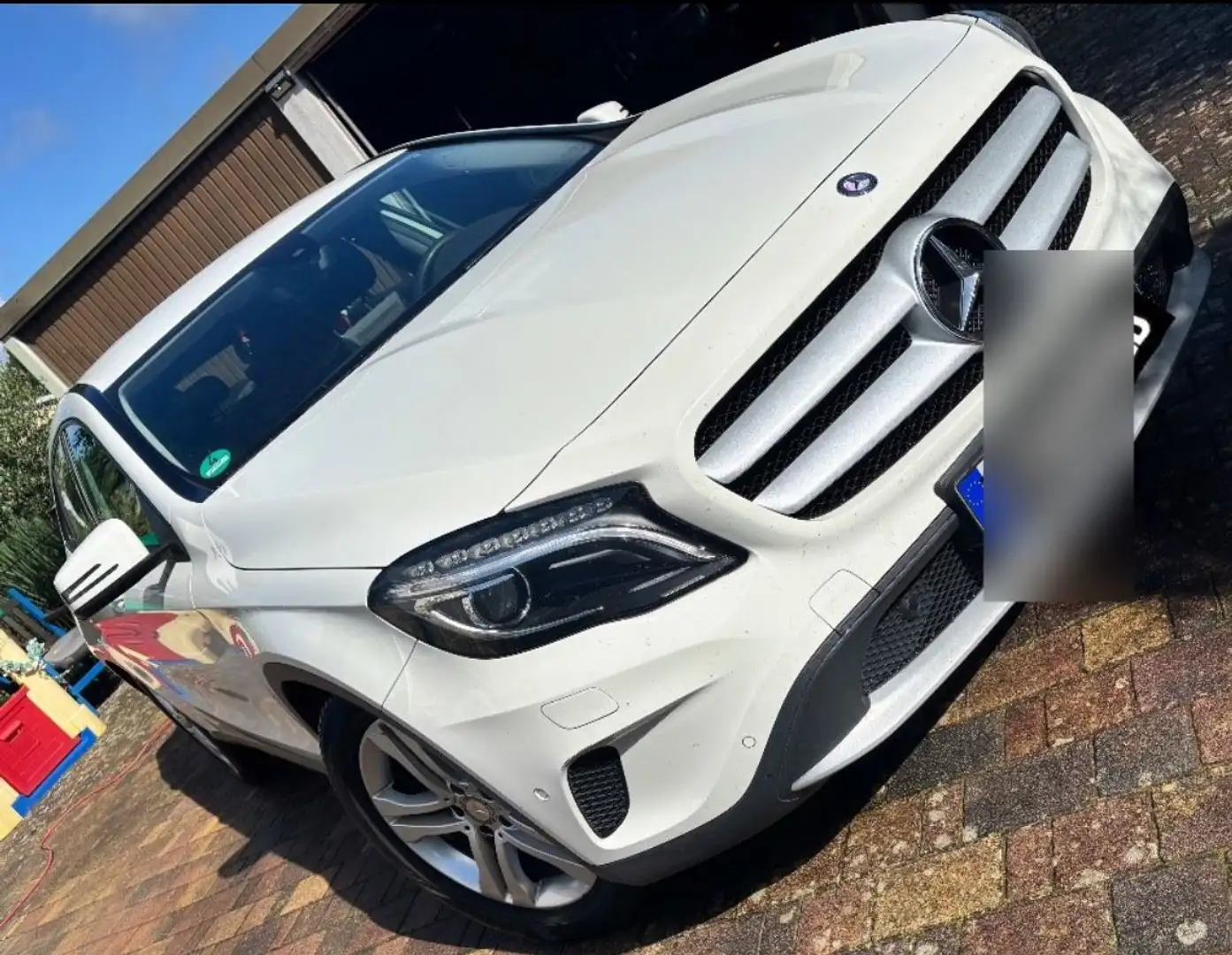 Mercedes-Benz 220 220d Offroad Biały - 1