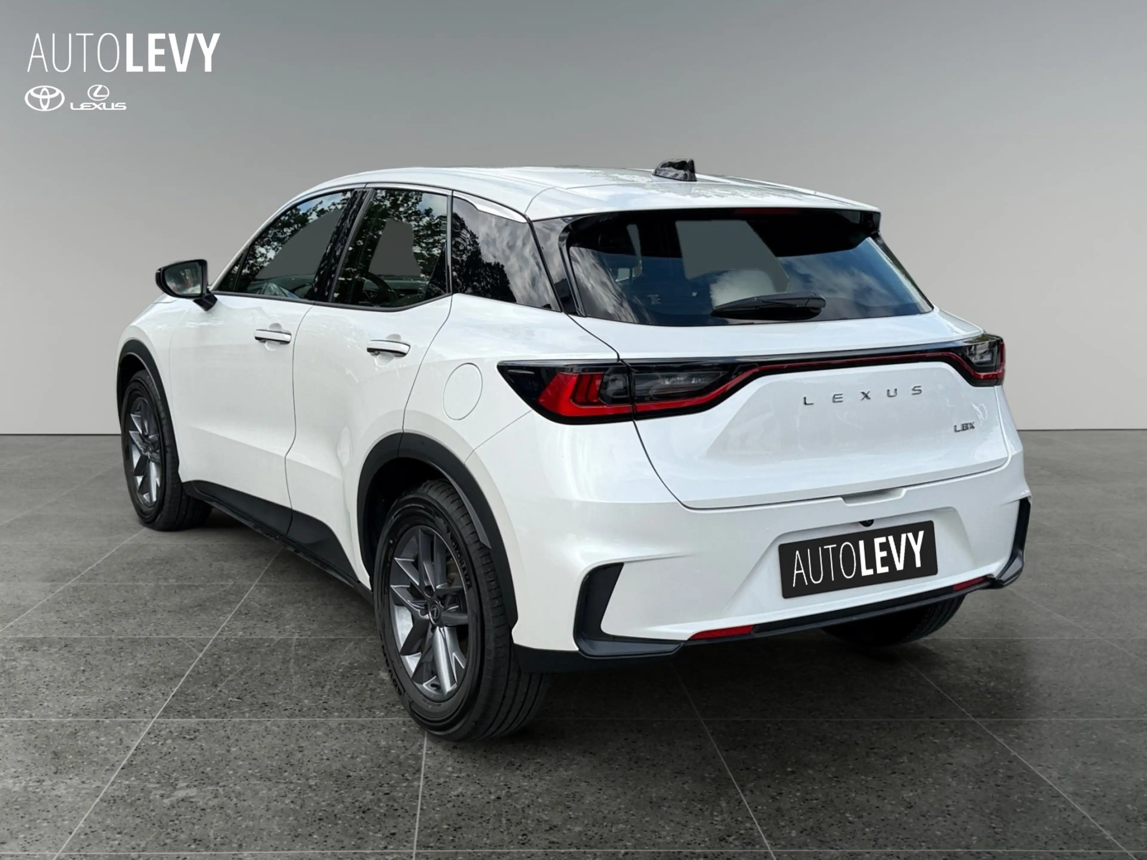 Lexus LBX 1.5 Hybrid *CARPLAY*AA*KAMERA* — photo 4