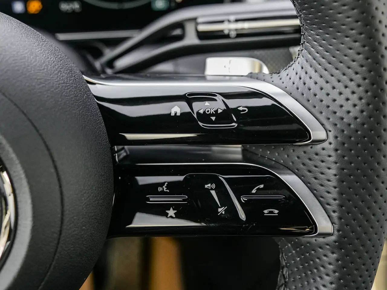 Mercedes-Benz GLC снимка Mercedes-Benz GLC