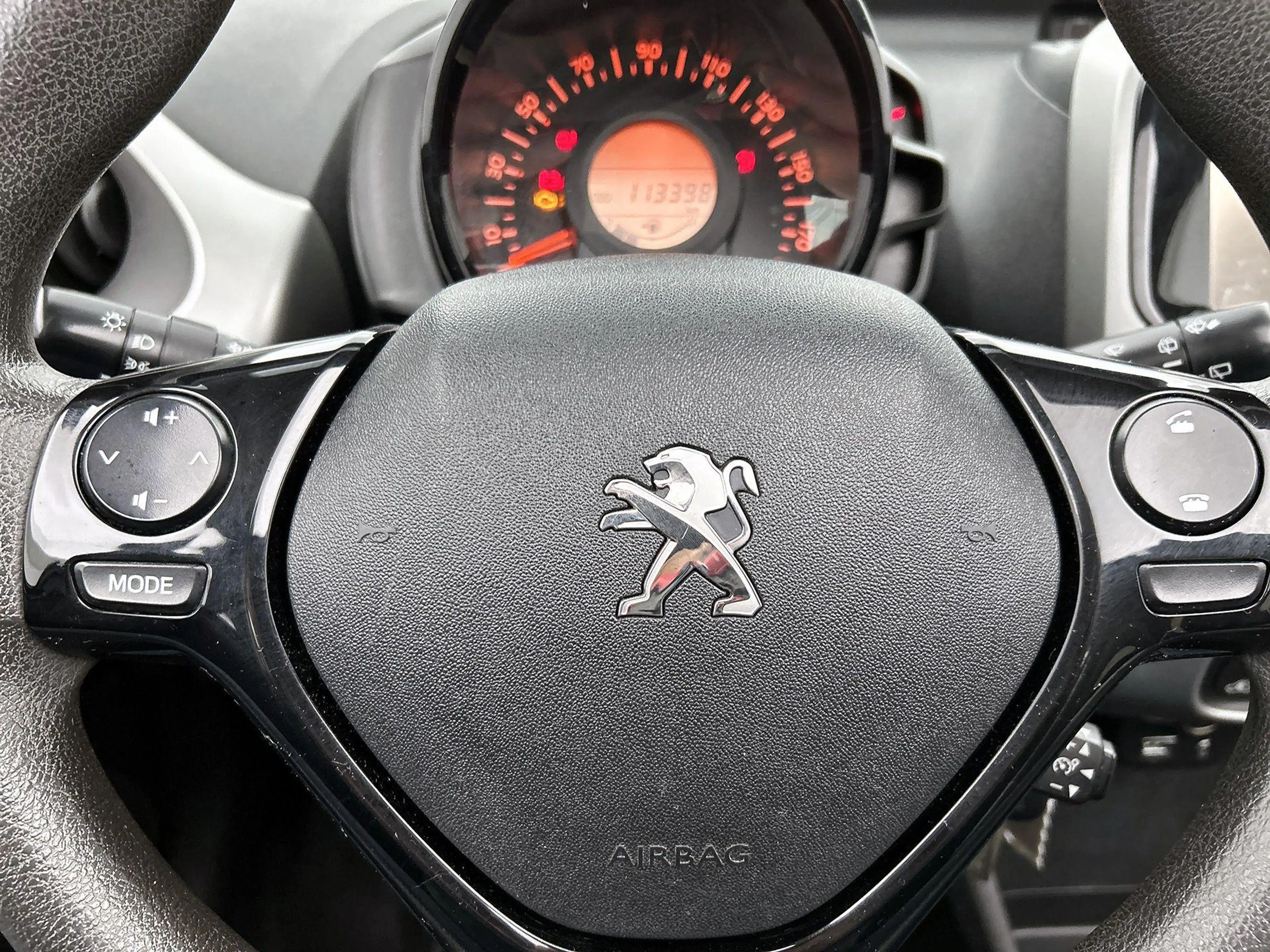 Peugeot 108 1.2 Puretech Allure | Cabrio dak | Stuurwiel bedie — photo 15