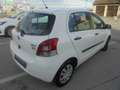 Toyota Yaris Young Weiß - thumbnail 4