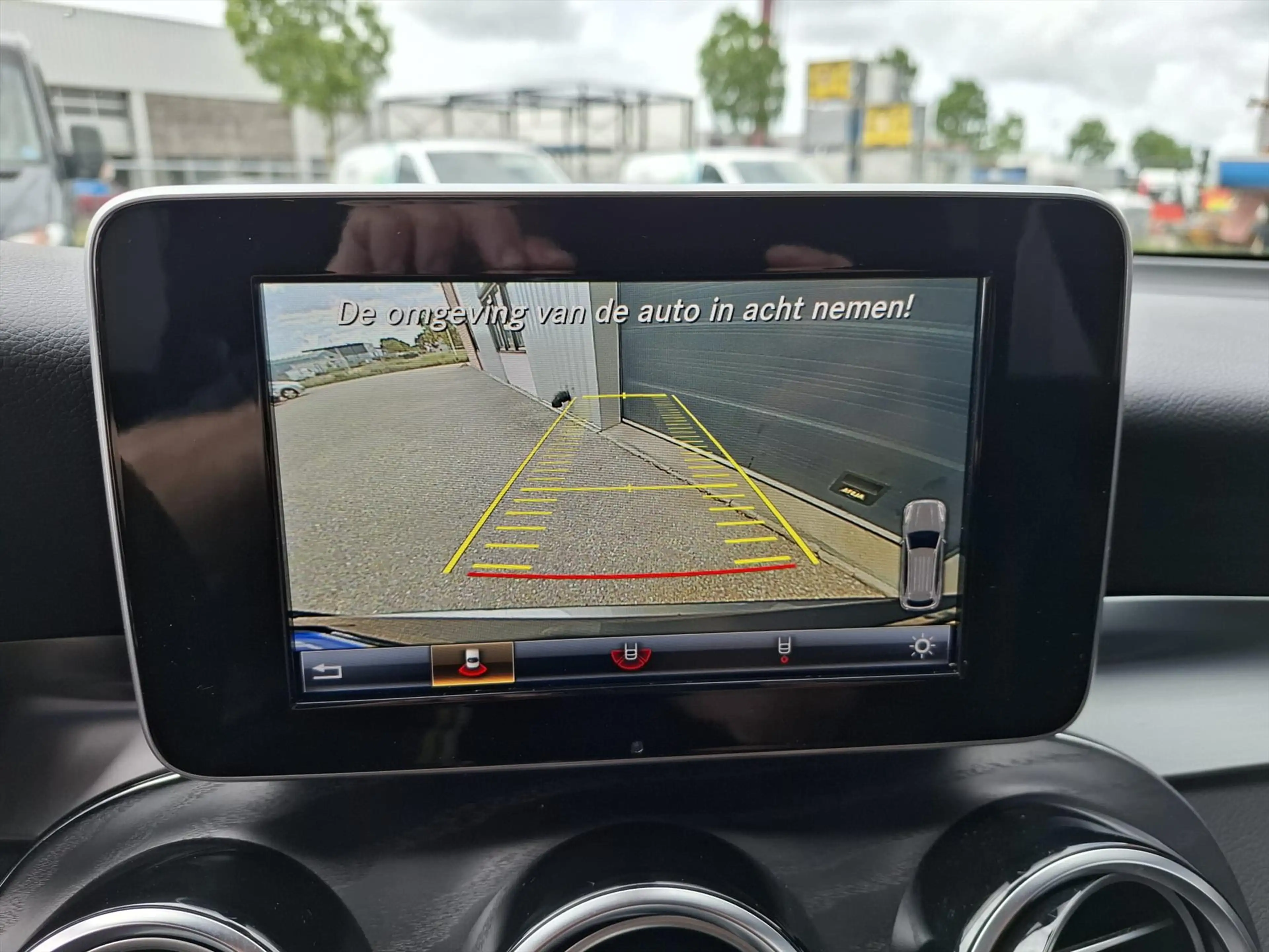 Mercedes-Benz GLC 350 e Plug-in Hybrid 327pk 4MATI — photo 13