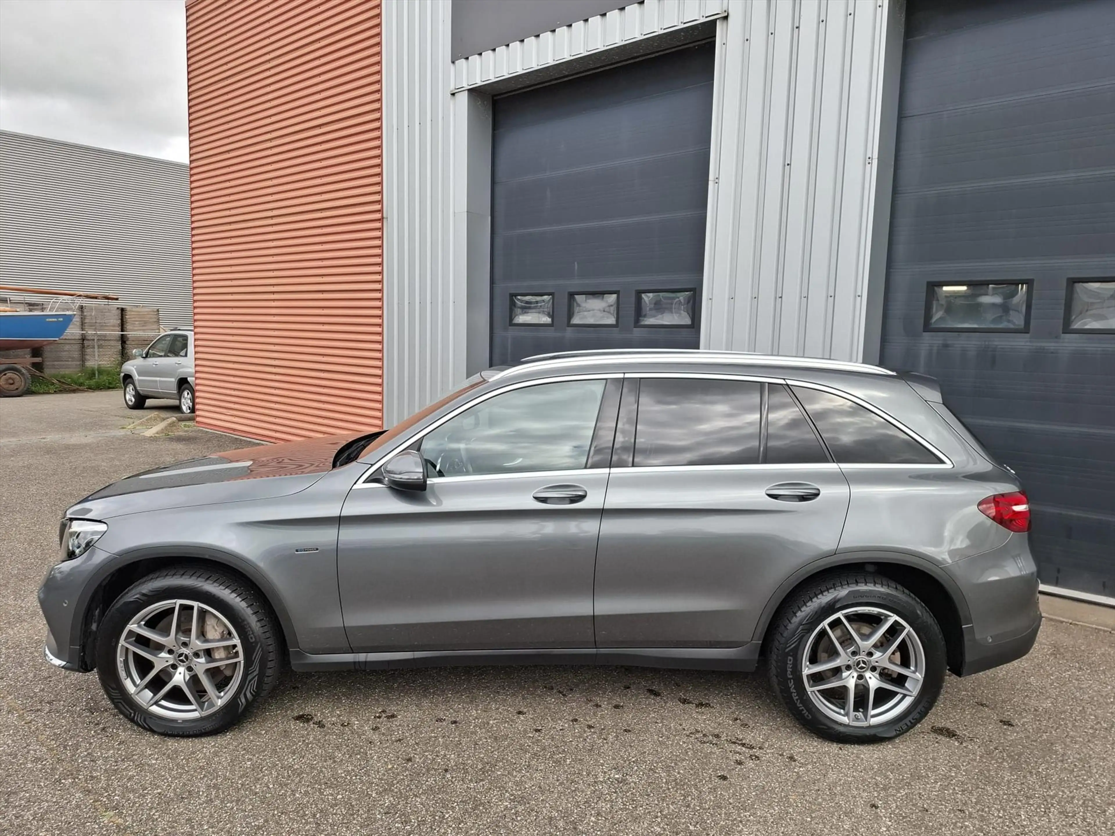 Mercedes-Benz GLC 350 e Plug-in Hybrid 327pk 4MATI — photo 7